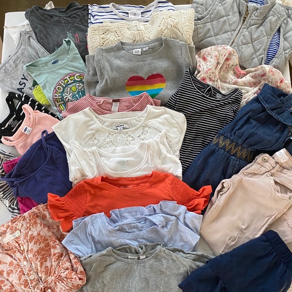 Girls size 6 Bundle 25 items!!!!!